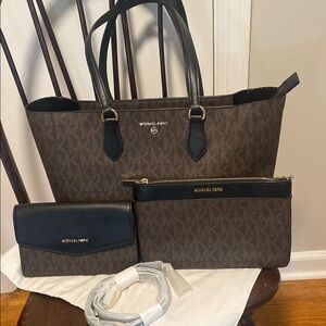 Michael Kors Kimberly(3 pc) Tote Plus In EUC